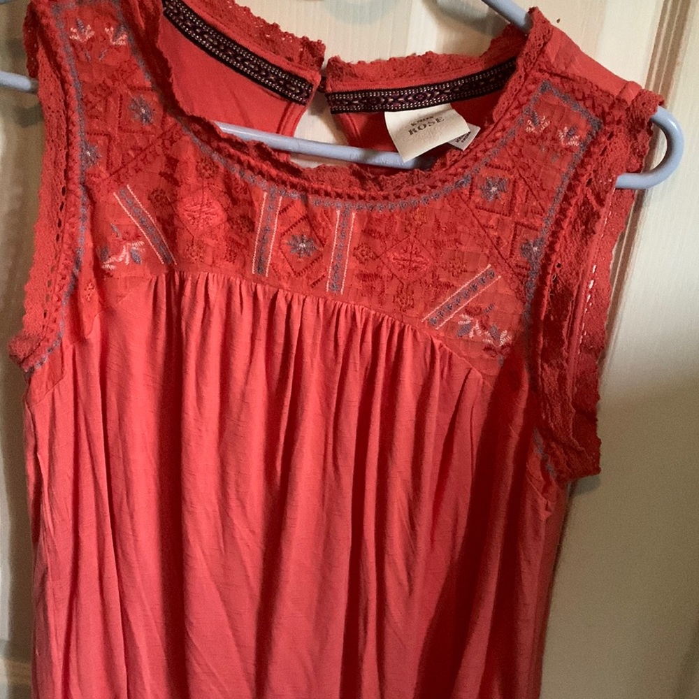 Knox Rose ladies top